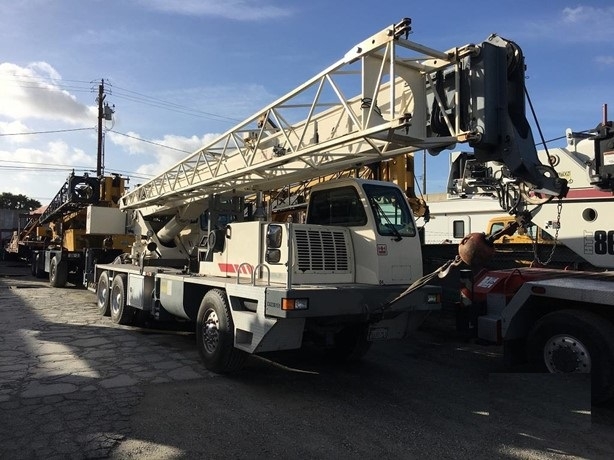 Cranes TEREX T340XL