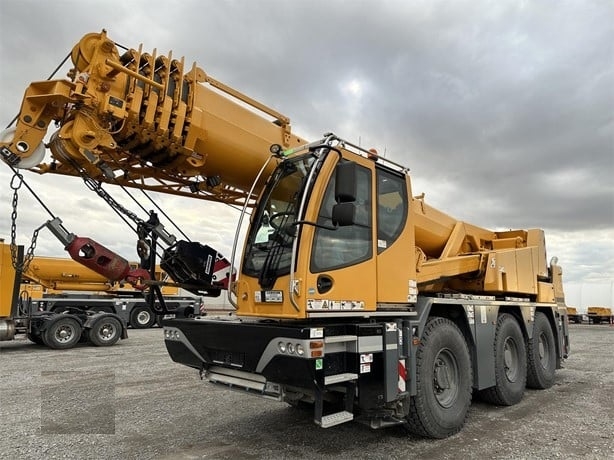 Gruas LIEBHERR LTM1050-4