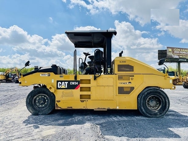 Compactadora Con Llantas Caterpillar CW34 en venta, usada Ref.: 1731609598760163 No. 3