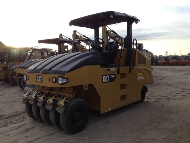 Compactors Tires Asphalt Caterpillar CW16