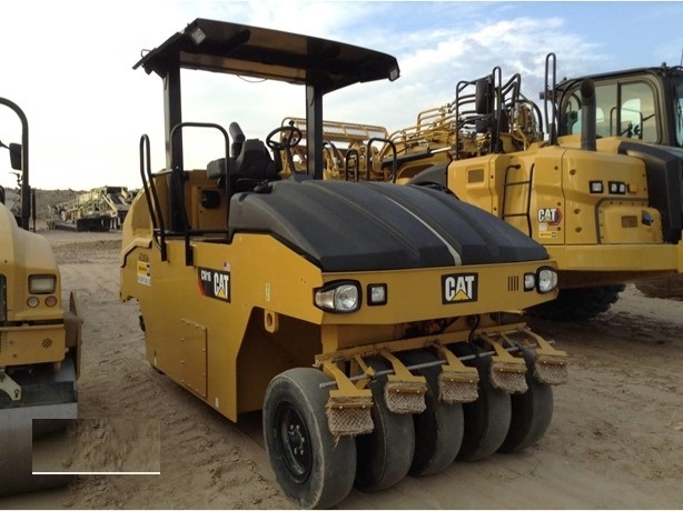 Compactadora Con Llantas Caterpillar CW16 usada a buen precio Ref.: 1731618531683962 No. 2