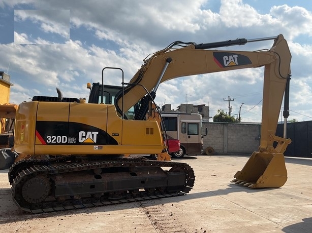 Excavadoras Hidraulicas Caterpillar 320D en venta Ref.: 1733518354501960 No. 3