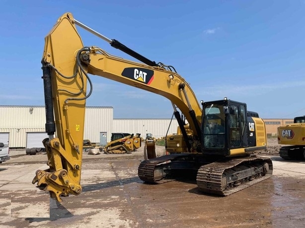 Hydraulic Excavator Caterpillar 326FL