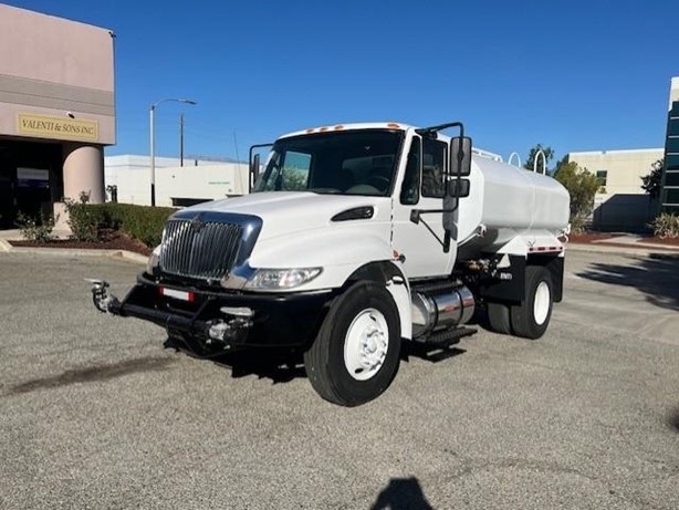 Camion Con Pipa International 4300