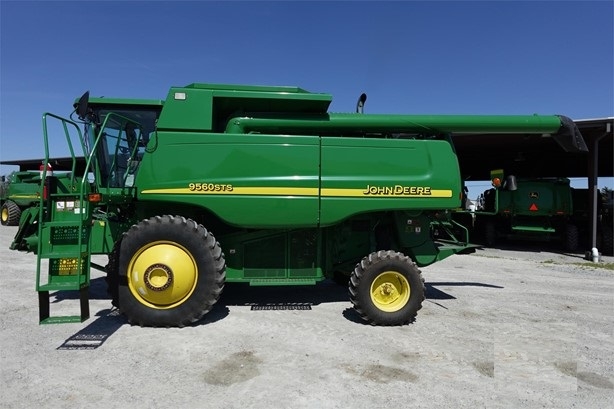 Agricultura Maquinas Deere 9560 en venta, usada Ref.: 1737495842591087 No. 2