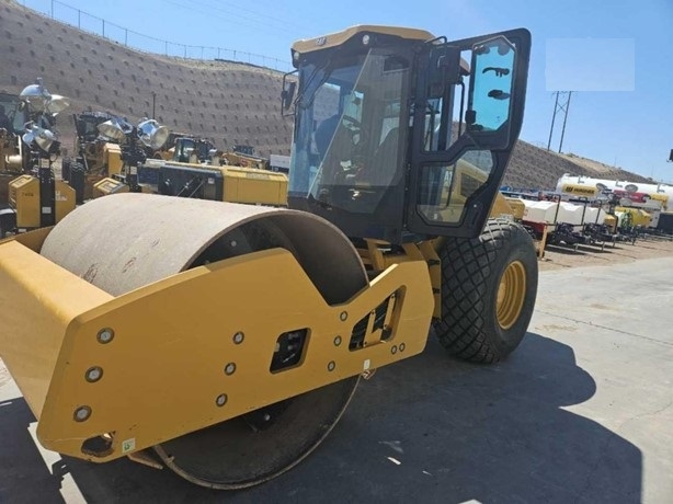 Compactadora Vibratoria Caterpillar CS11GC