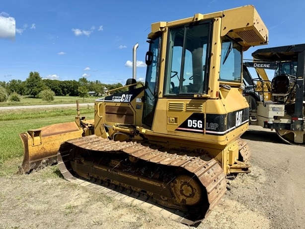 Tractores Sobre Orugas Caterpillar D5G de medio uso en venta Ref.: 1740426692652422 No. 2