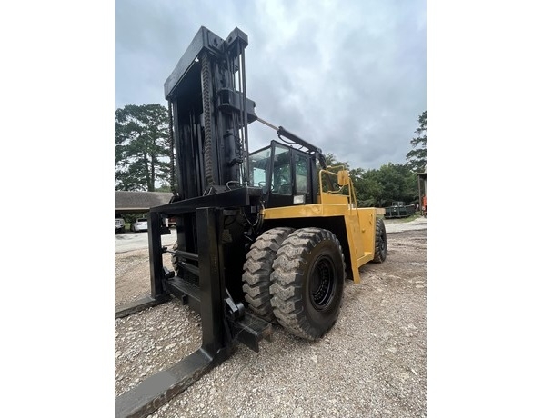 Freightelevator Caterpillar V620B